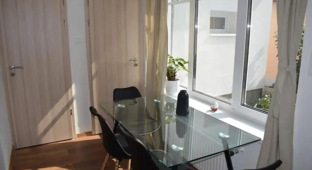 Buborék apartman, Rezervovat Apartmán Tata 