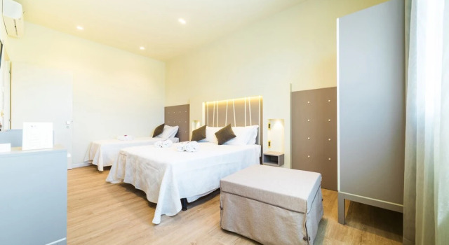Трёхместный номер Comfort Hotel Calaluna