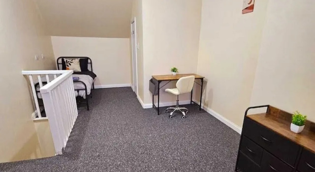 Коттедж Spacious,luxury, Near City Center, Free Parking