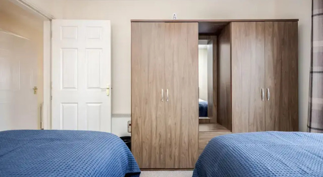 Captivating 3-bed Apartment in Grays