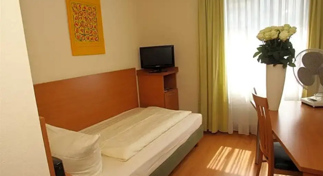 Номер Standard Memphis Hotel