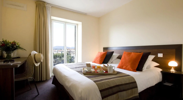 Номер Comfort Hotel Le Relais Saint-Jacques