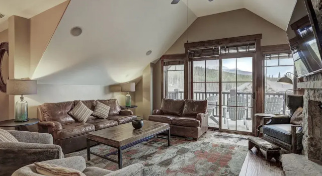 4 Bdrm/4 Bath on Peak 7- Luxury & Modern Condo, Book Lejlighed Hoteller i Vail Ski med morgenmad, Morgenmad