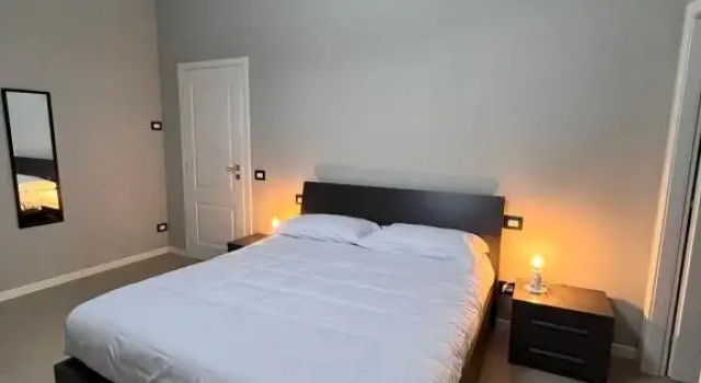 Полулюкс V&B Suites and Apartments