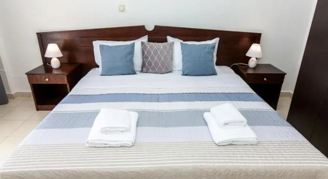 Трёхместный номер Standard с видом на бассейн Hotel Thetis