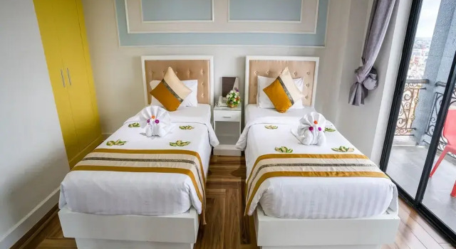 Двухместный номер Superior с балконом Hak Huot Hotel I