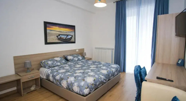 Civico 57 Urban Suite, Varaa Hotelli Castellana Grotte Bari Province
