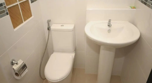 Трёхместный семейный номер Standard с балконом Plus Hotel