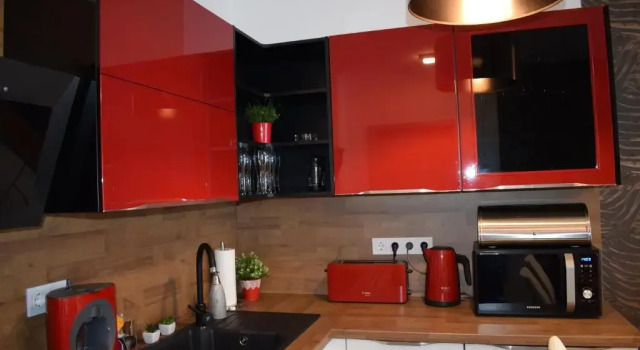 Lido Riviera Relux Apartman Balatonlelle, Забронировать Апартаменты/квартира Отели Балатонлелле с бассейном, рядом с Пляж Напфень, Бассейн