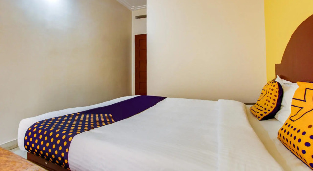 SPOT ON 71372 Hotel Bhagya Lodge, Забронировать Отель Отели штата Тамилнада 3 звезды, 3*