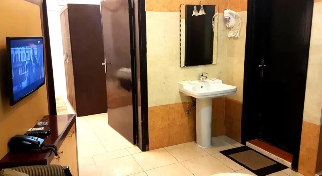 Люкс Executive Qasr Allathqiah Furnished Apartment 4