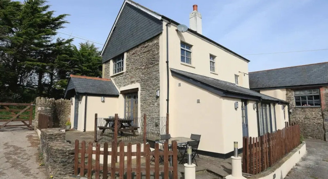 Little Cotton Farmhouse, Забронировать Отель Отели Англии 3 звезды, 3*
