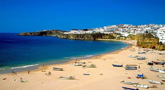 Cheerfulway Oura Village