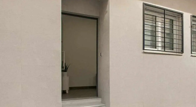 RiNa MADRID apartamento 2, Забронировать Апартаменты/квартира Отели Мадрида с парковкой, рядом с Церковь Сан-Антонио-де-Куатро-Каминос, Парковка