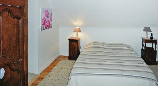 Holiday Home in Brittany Near Sandy Beaches, Забронировать Дом для отпуска Коттеджи Сен-Жан-дю-Дуа, Коттедж