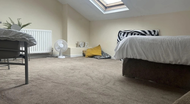 Manchester, Levenshulme, Entire House, Sleeps 7max