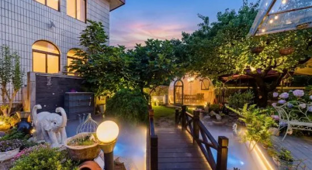 Floral Hotel·Guihai Lazy Cat Holiday Guesthouse (Putao Beach Location), Prenota Hotel Weihai Shandong