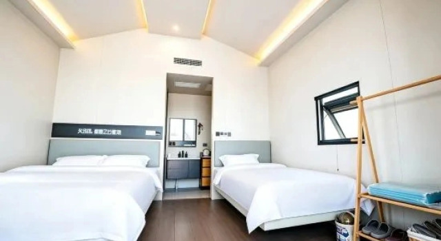 Семейный тент Star Cabin Flight Camp Resort Hotel