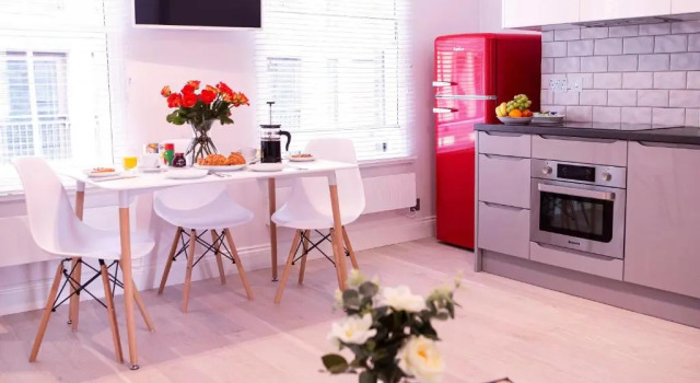 Апартаменты Quiet Central West End Apartments by Indigo Flats
