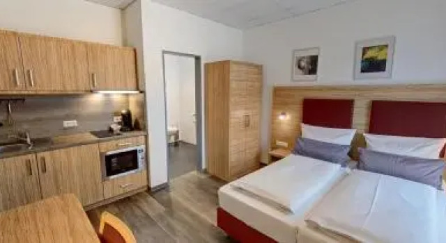 SmartMotel Emden - by Quartier96 GmbH, Забронировать Мотель Эмден East Frisia