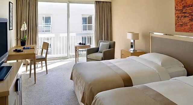Номер Superior Mövenpick Hotel Beirut