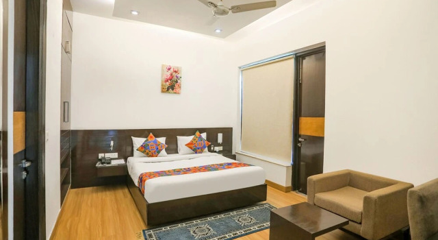Номер Deluxe FabHotel Rivlet Residency
