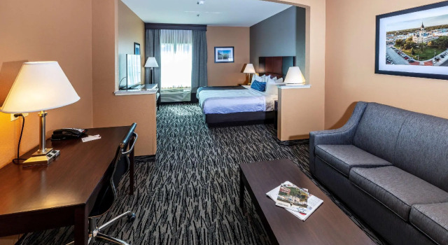 Номер Standard Best Western Plus Denton Inn & Suites