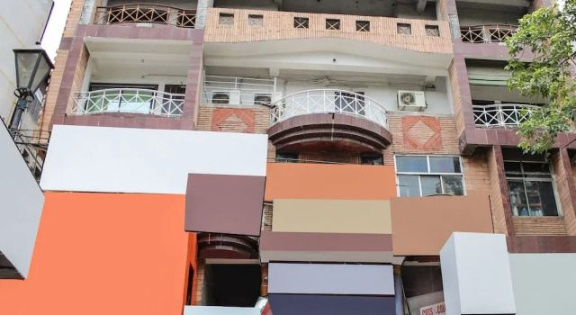 OYO 15715 Royal AR RESIDENCY, Rezervovat Hotel Patna Bangalore