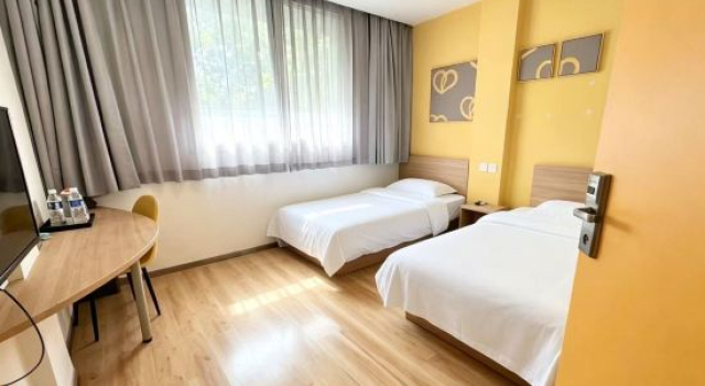 Семейный номер Standard Pod Inn Xi'an Xiaozhai Giant Wild Goose Pagoda