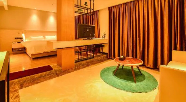 Люкс Business Taizhou Yingkang Hotel