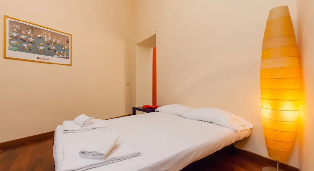 Duomo Inn Apartments, Забронировать Апартаменты/квартира Отели Неаполя с парковкой, рядом с Ospedale degli Incurabili, Парковка