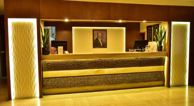 Gurkent Hotel, Забронировать Отель Анкара Центральная Анатолия, рядом с Этнографический музей Анкары