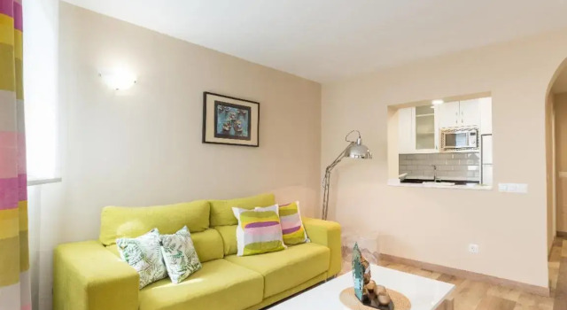 Cozy Loft Near The Beach, Забронировать Отель Торремолинос Коста-дель-Соль, рядом с Пляж Лос-Аламос