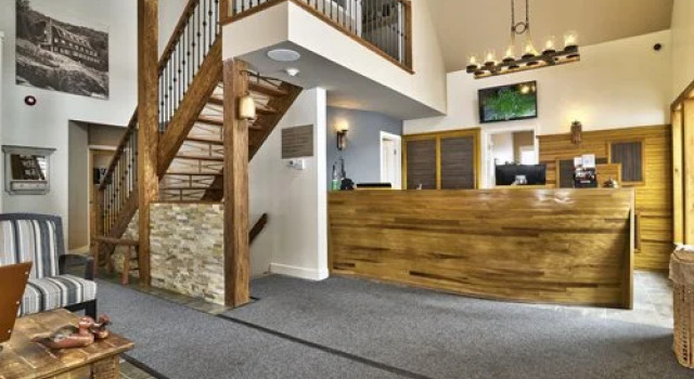 GEOHoliday Heights @ Lac Morency, St. Hippolyte, Canada, Rezervovat Hotel Saint-Hippolyte Laurentians
