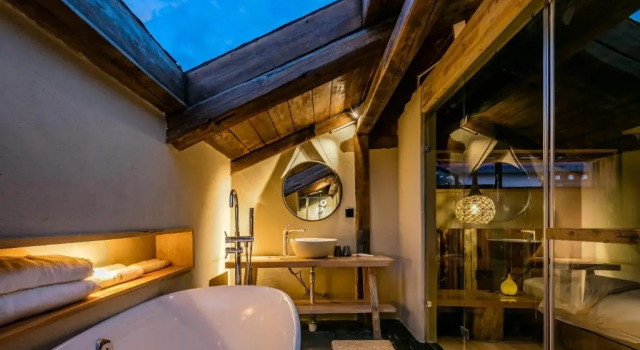 Люкс Shangri-La Karesansui Hotel