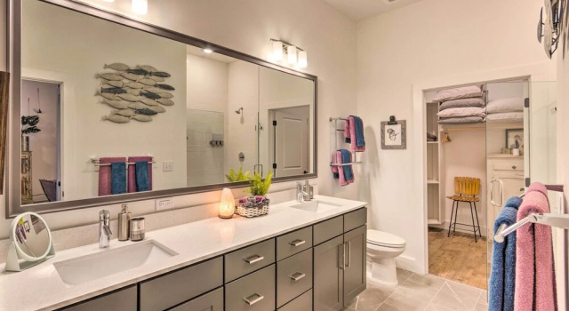 Апартаменты Walkable Downtown Asheville Condo w/ Balcony