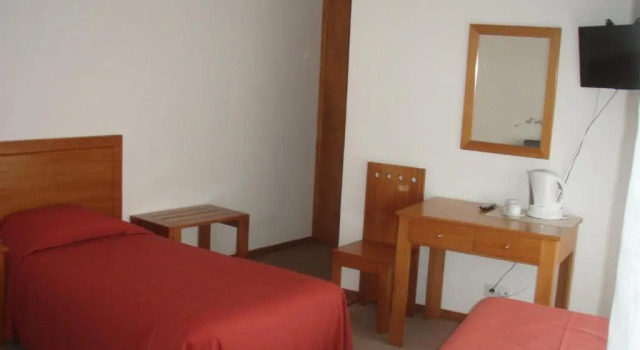 Hotel Residencial Ermida dos Remédios, Rezervovat Hotel Hotely v Terceira s parkováním, Parkování