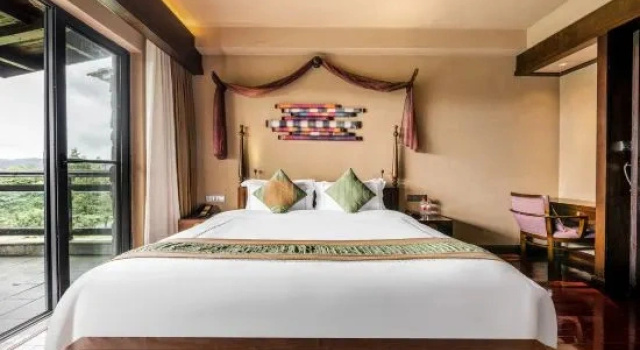 Двухместный люкс с видом на сад Fairy Mountain Huapont Hotel