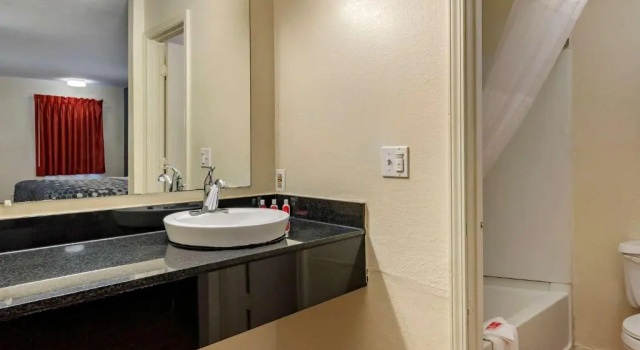 Номер Standard Quality Inn & Suites Columbus West