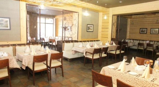 Optima Collection Park Hotel Ivano-Frankivsk, Buchen Sie Hotel Ivano-Frankivsʼk Iwano-Frankiwsk