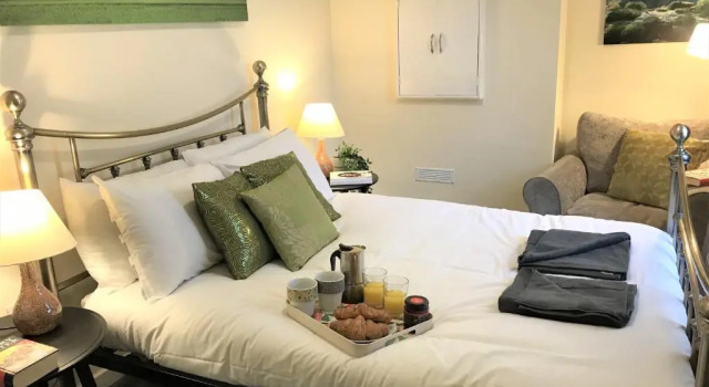 Коттедж Welcoming Spacious 2-bedroom House in St Helens