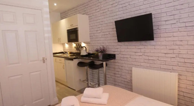 Студия Цокольный этаж Rialto Holiday Apartments