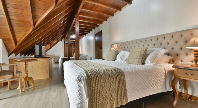 Семейный номер Standard Micheline Hotel Tricot - ao lado da Rua Coberta