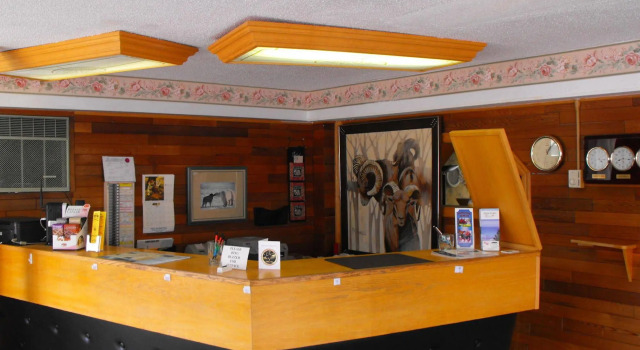 The Villager Inn, Rezerwuj Mini-hotel Princeton Okanagan-Similkameen