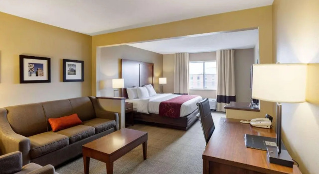 Люкс Comfort Suites Lincoln North