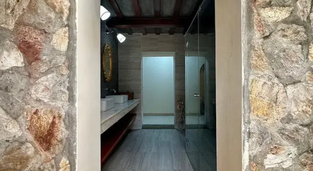Коттедж Mela Garden Retreat Cottage