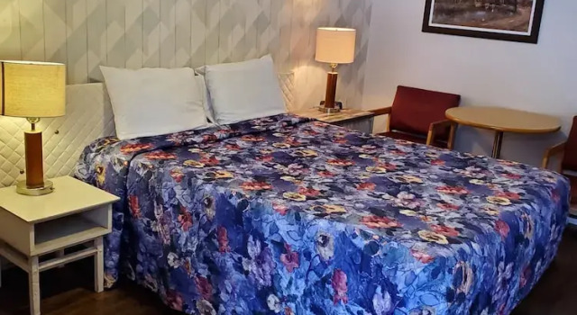 Town and Country Motel in Nipigon