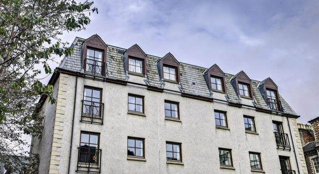 PREMIER SUITES Edinburgh Fountain Court, Забронировать Отель Бизнес-отели Эдинбурга, рядом с Vietnam House Art Gallery, 4* 5*