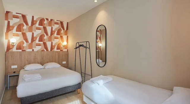 Трёхместный номер Merryl Hotel