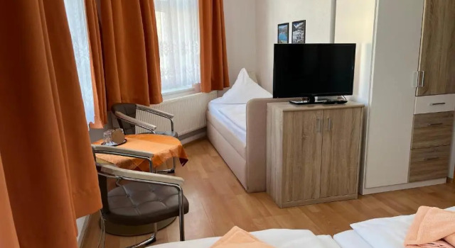 Трёхместный номер Standard Pension Am Renner